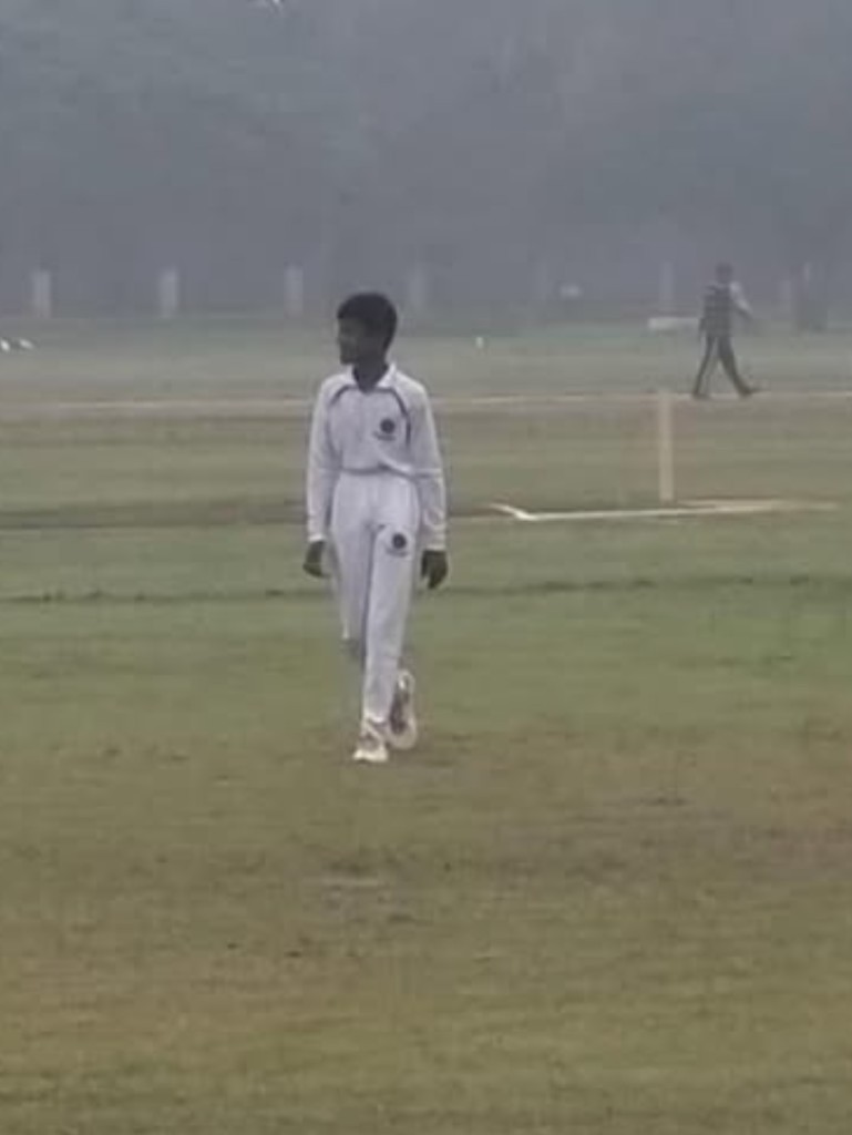 Junior player at morning practice